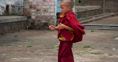 A small child monk at Dhondenling